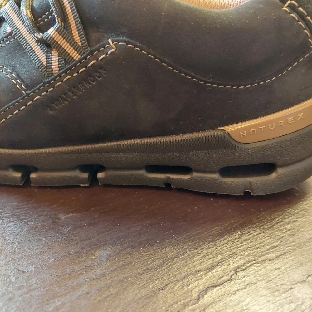 Clarks Originals Women's NatureX Tie WP Combi Nubuck Black Size 9.5M $145 NEW!